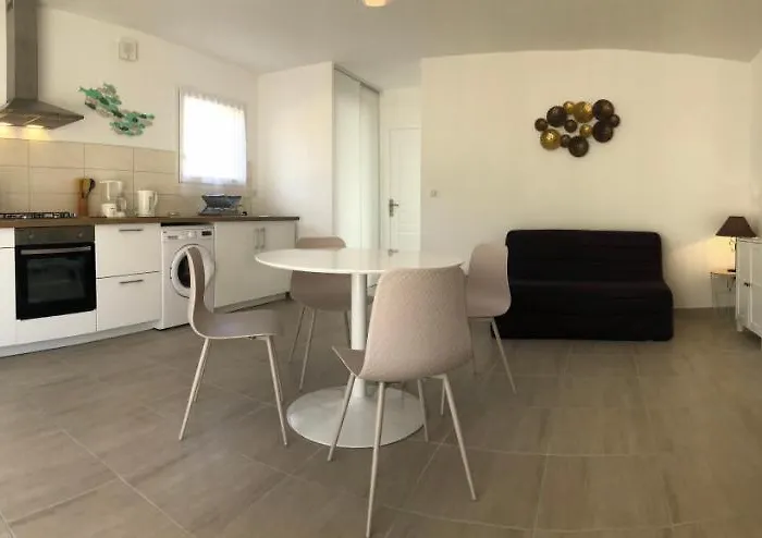 U Sole أجاكسيو